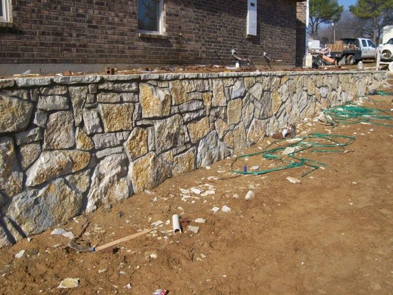 Nother picture of a Multi-Color Retaining Wall